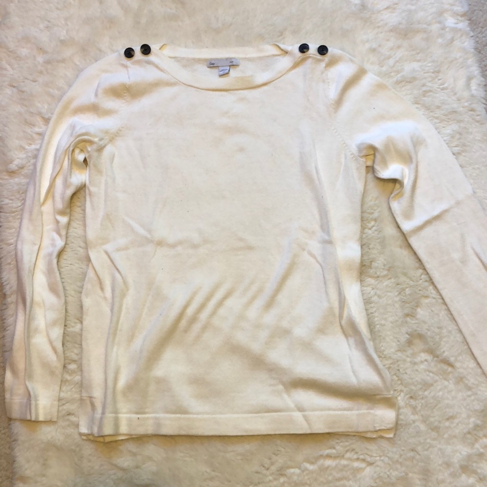 Gap long sleeve white sweater